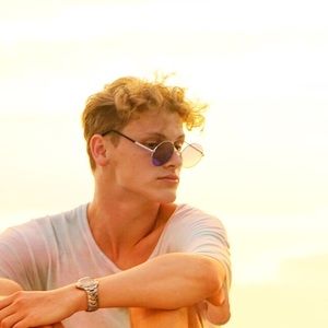 Meet your Posher, Luke